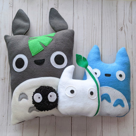 My neighbor Totoro pillow set.